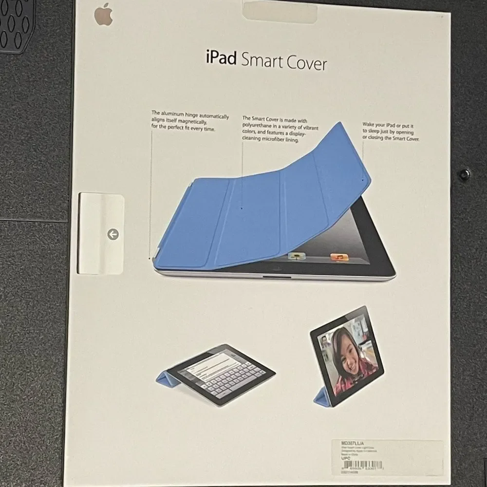 Authentic Apple Smart Cover Case for iPad 2nd 3rd 4th Generation - Light Gray